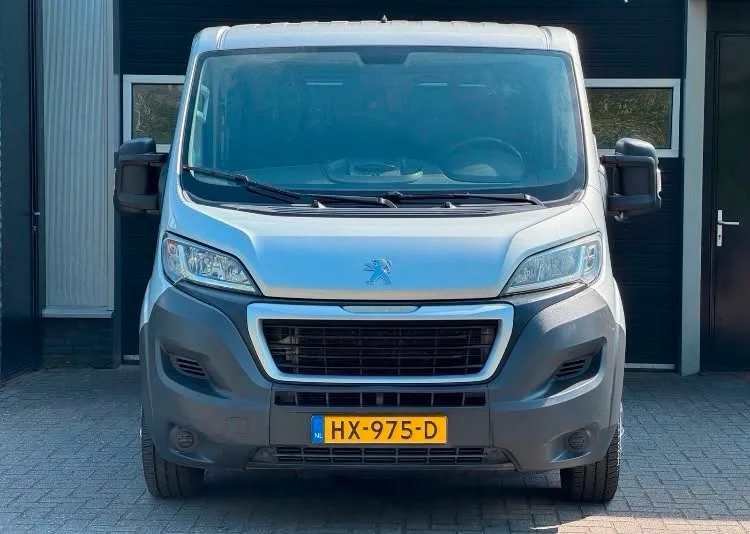 Peugeot Boxer 330 2.0 BlueHDi — foto 3