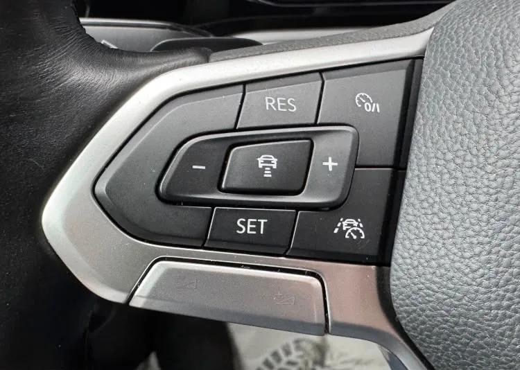 Volkswagen Golf Variant 1.0 eTSI — foto 9
