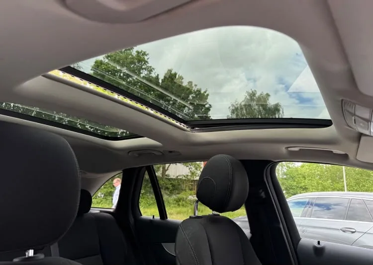 Mercedes-Benz GLC 220 d 4MATIC — foto 8
