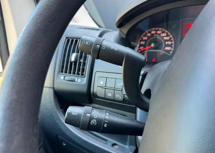 Peugeot Boxer 330 2.0 BlueHDi — foto 11